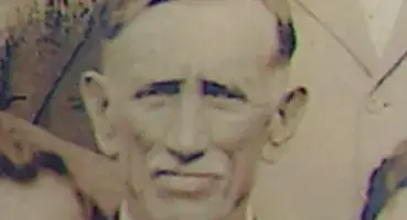 Willis Roberto Banks (1864–1942) em idade avançada, vestindo terno e gravata, refletindo sua dignidade e papel como presbítero