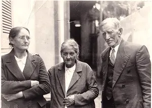 Izaltina Banks Leite com seus pais, Vicência da Cruz Machado Banks e Willis Roberto Banks